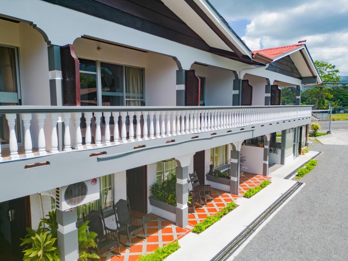 Hotel Sierra Arenal La Fortuna Екстериор снимка