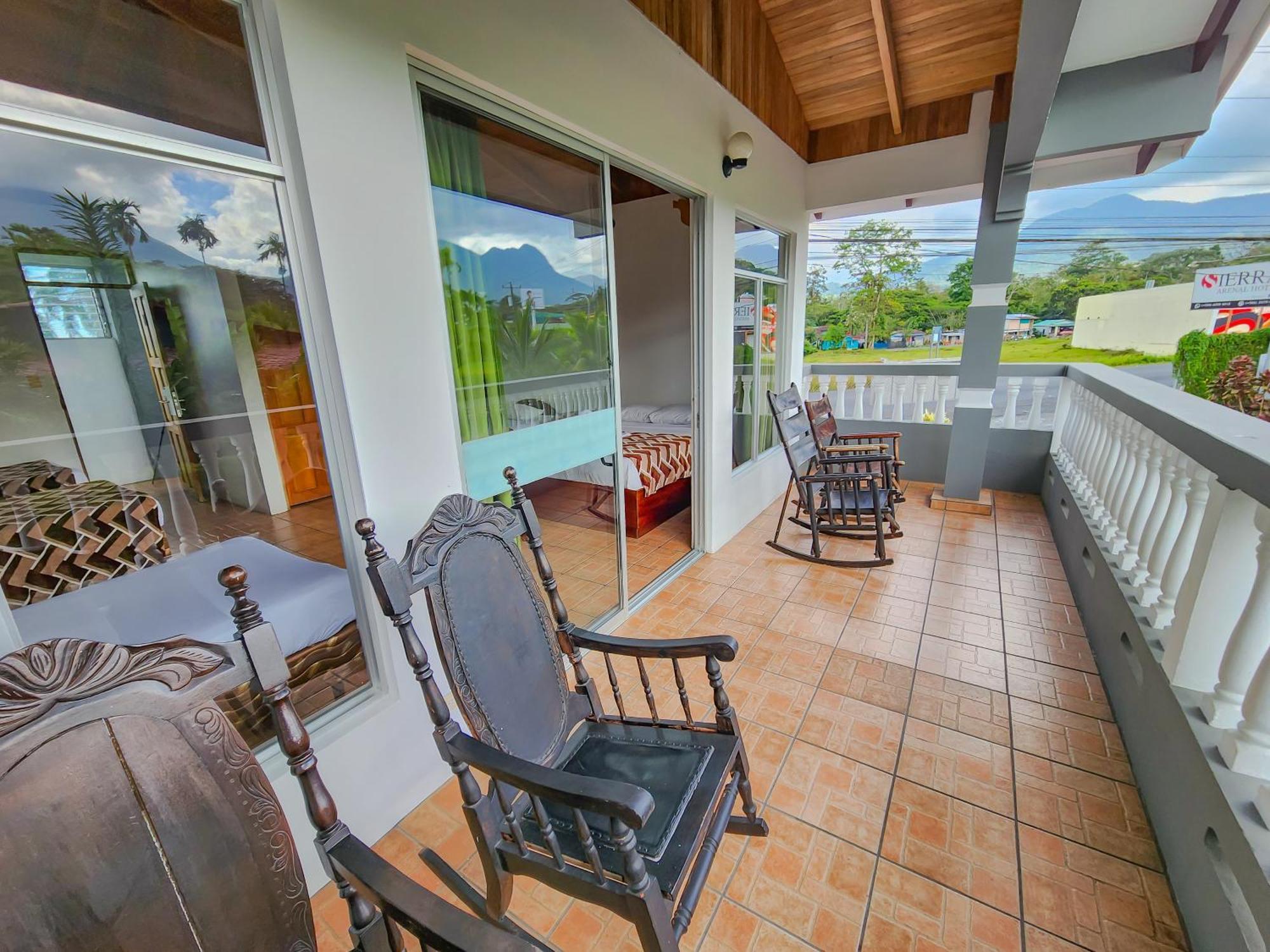 Hotel Sierra Arenal La Fortuna Екстериор снимка
