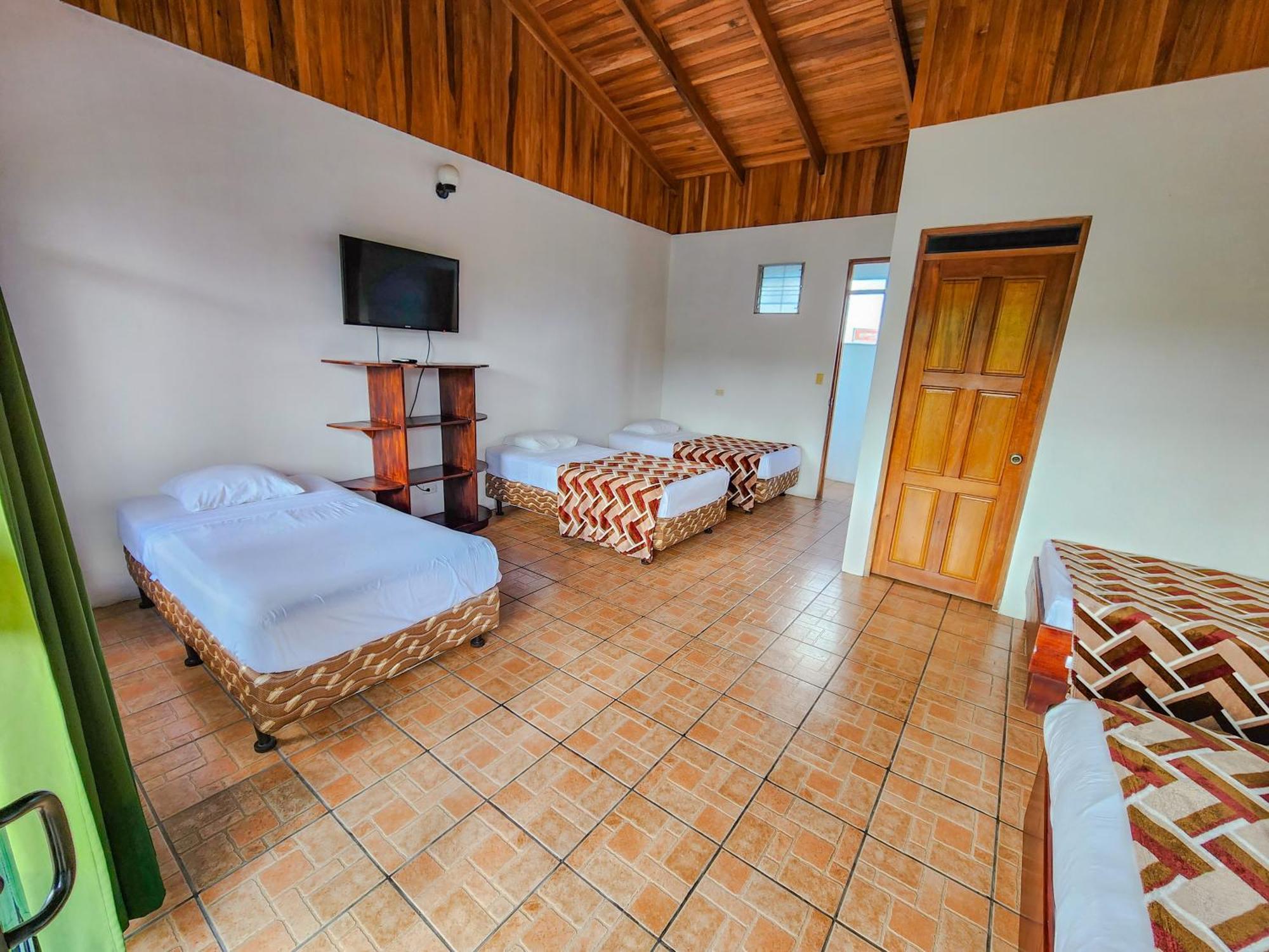 Hotel Sierra Arenal La Fortuna Екстериор снимка